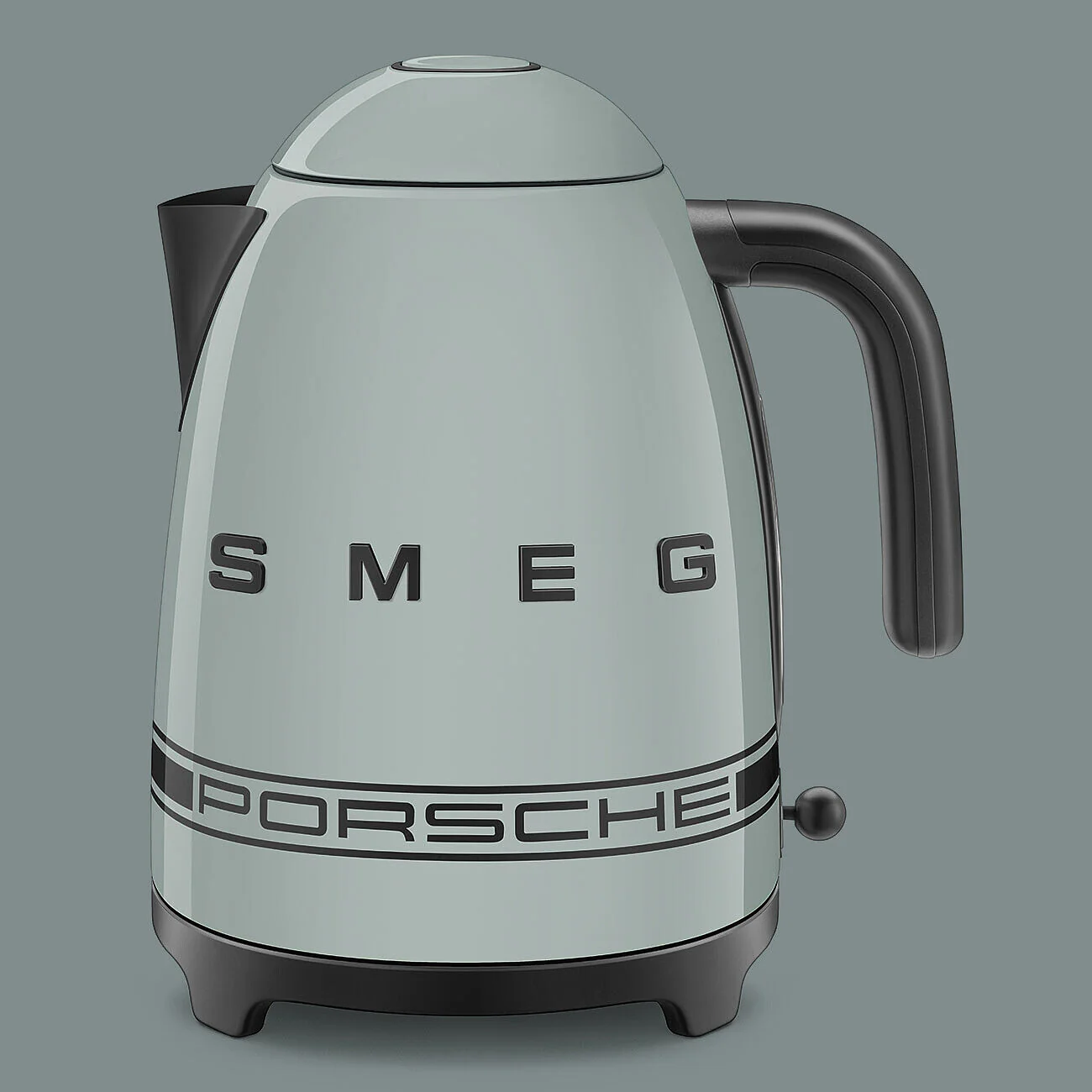 Kettle in Porsche Shade Green - Image 3
